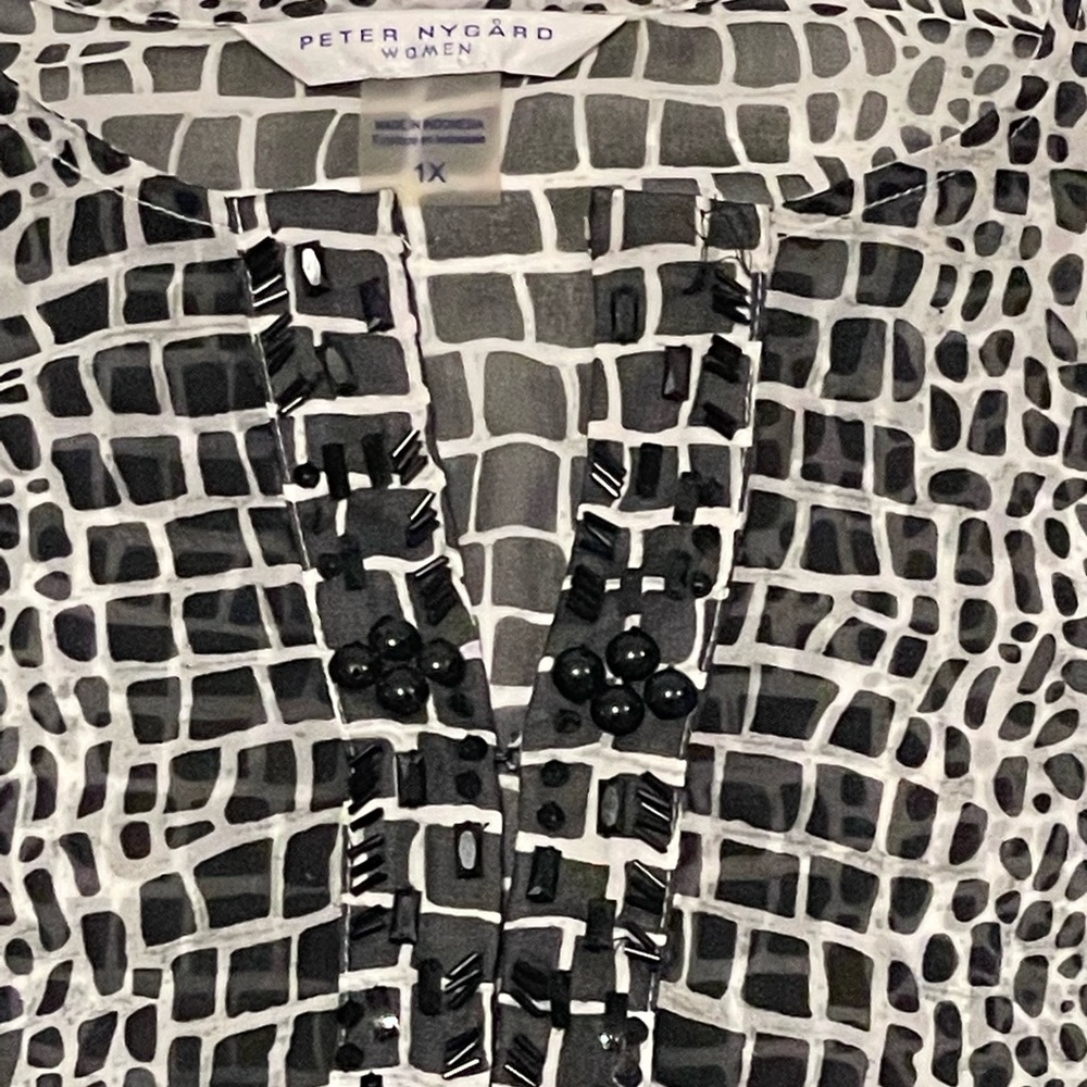 Sheer black and white 1X Top Blouse - Picture 2 of 4